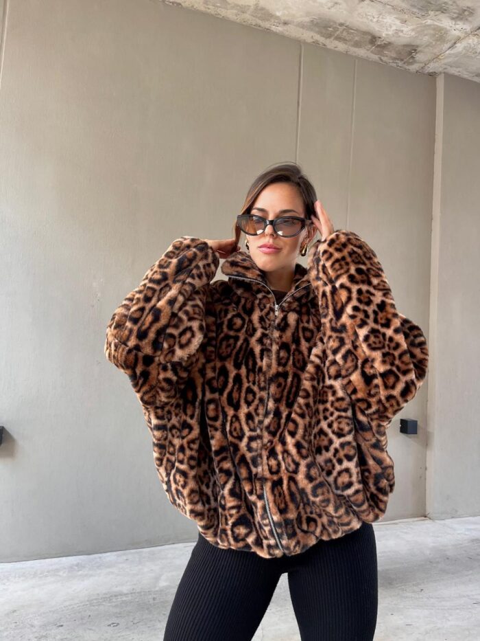 Campera Tanisha Print - Image 5