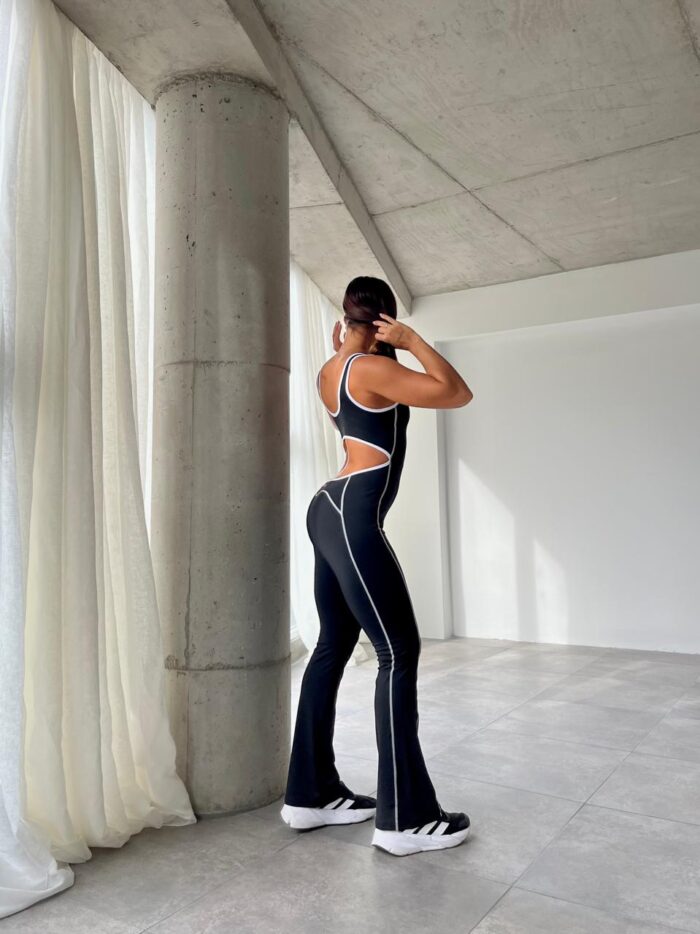 Mono Capri (Importado)