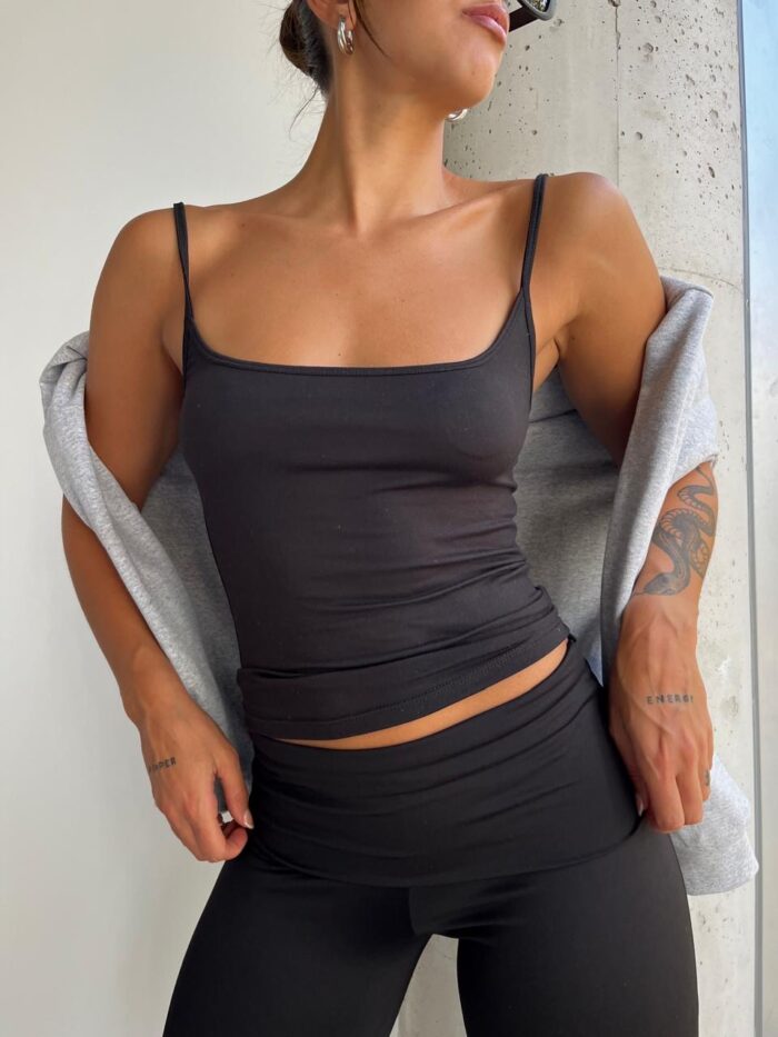 Musculosa Atenea
