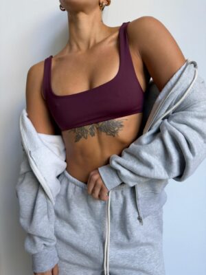 Top Yana