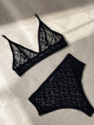 Set Dina